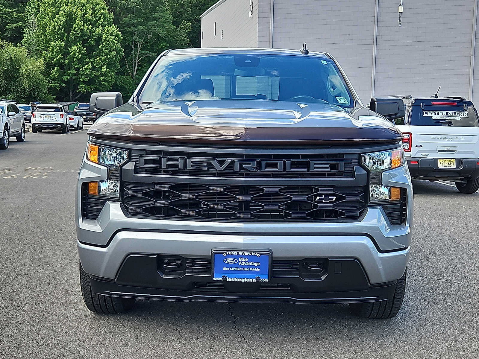 Used 2023 Chevrolet Silverado 1500 Custom w/ LPO, Dark Essentials Package AWD/4WD image 2