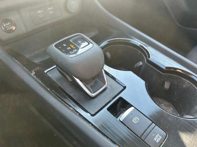 Used 2025 Nissan Rogue SV AWD/4WD image 30