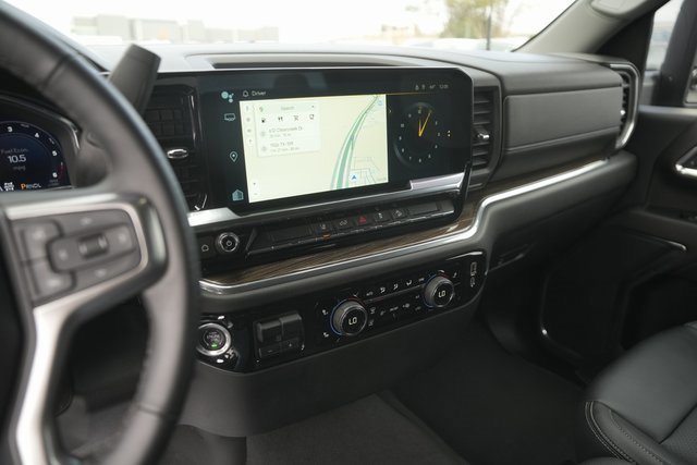 Used 2024 Chevrolet Silverado 2500 LT w/ Convenience Package image 25