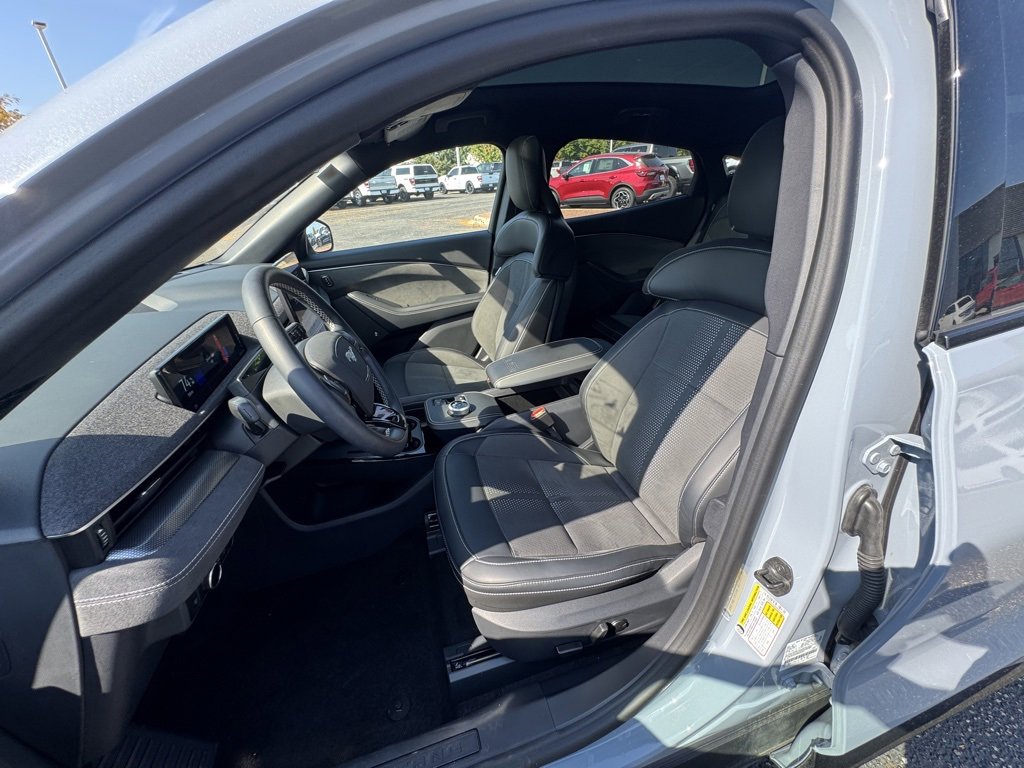 Certified 2024 Ford Mustang Mach-E GT image 12