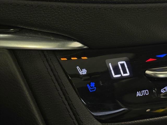 Used 2023 Cadillac XT5 Premium Luxury image 21