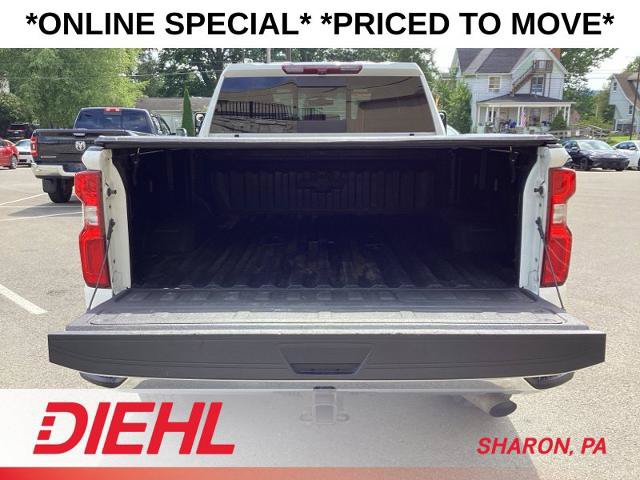 Used 2022 Chevrolet Silverado 2500 LTZ w/ LTZ Convenience Package AWD/4WD image 18