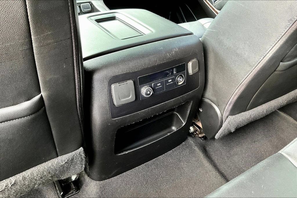 Used 2020 Chevrolet Tahoe LT RWD image 12