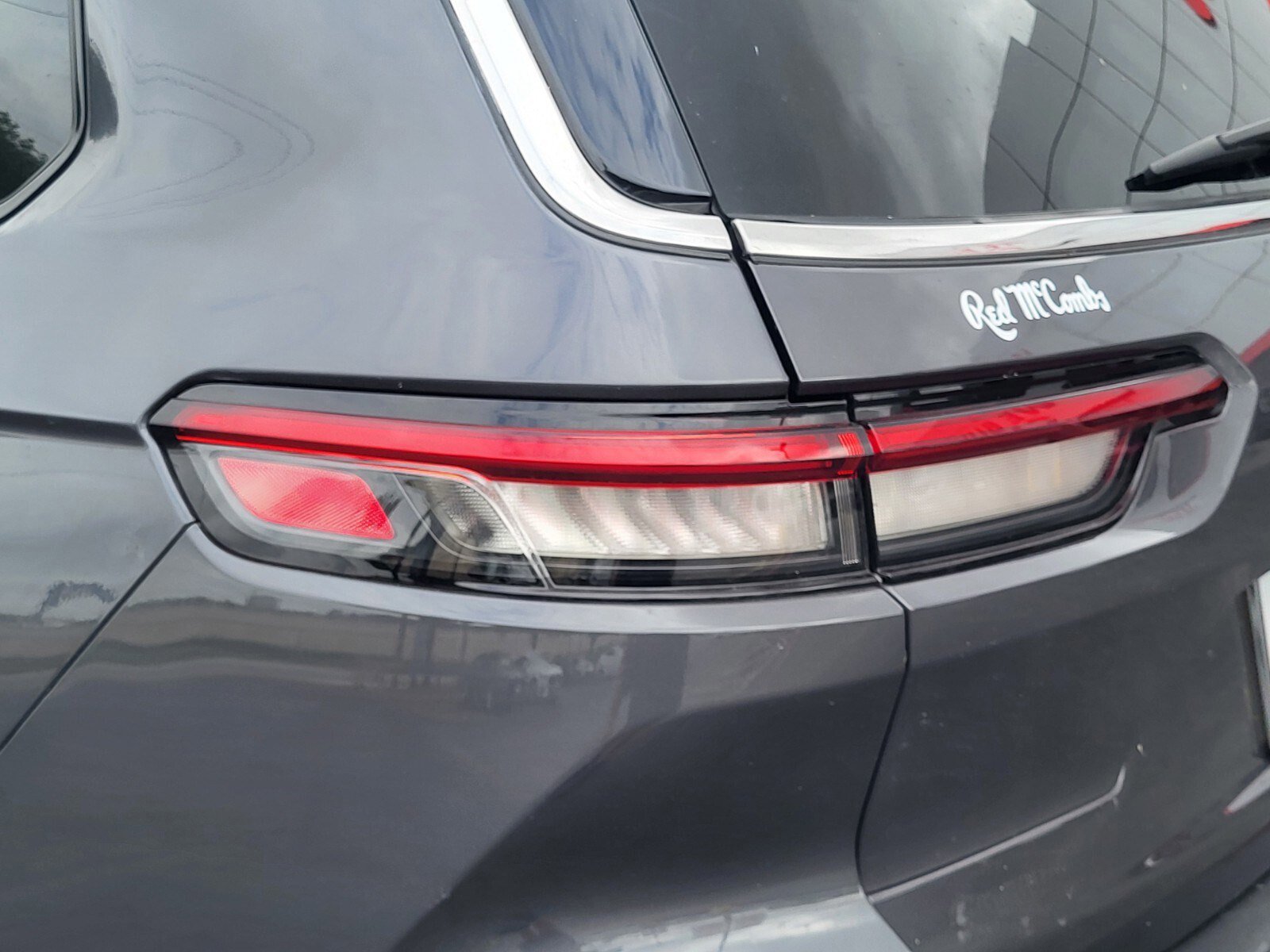 Used 2025 Jeep Grand Cherokee L Laredo w/ Luxury Tech Group I image 10