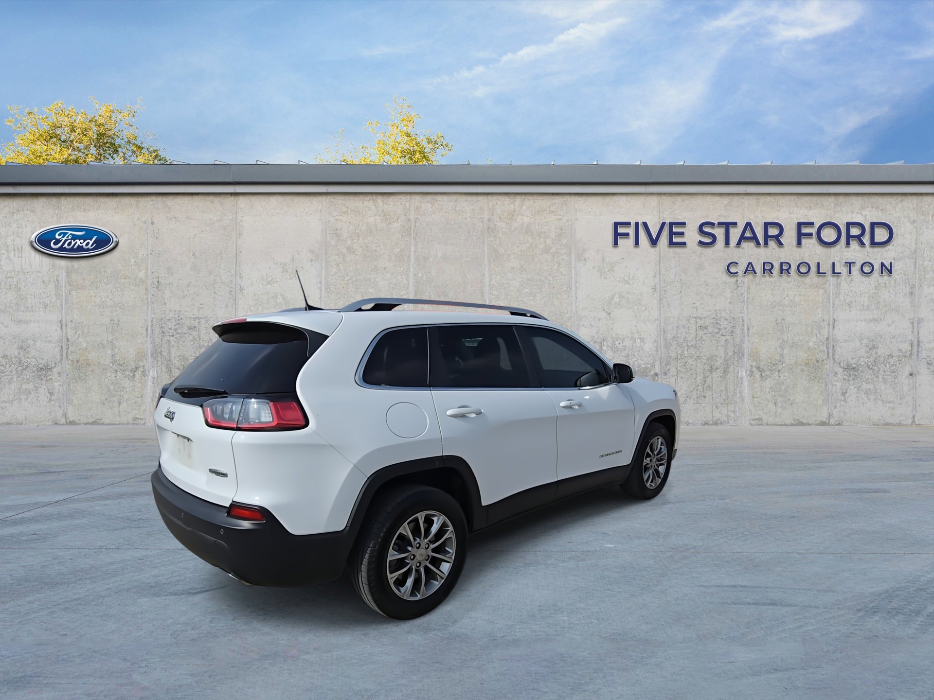 Used 2021 Jeep Cherokee Latitude Lux w/ Comfort/Convenience Group image 9