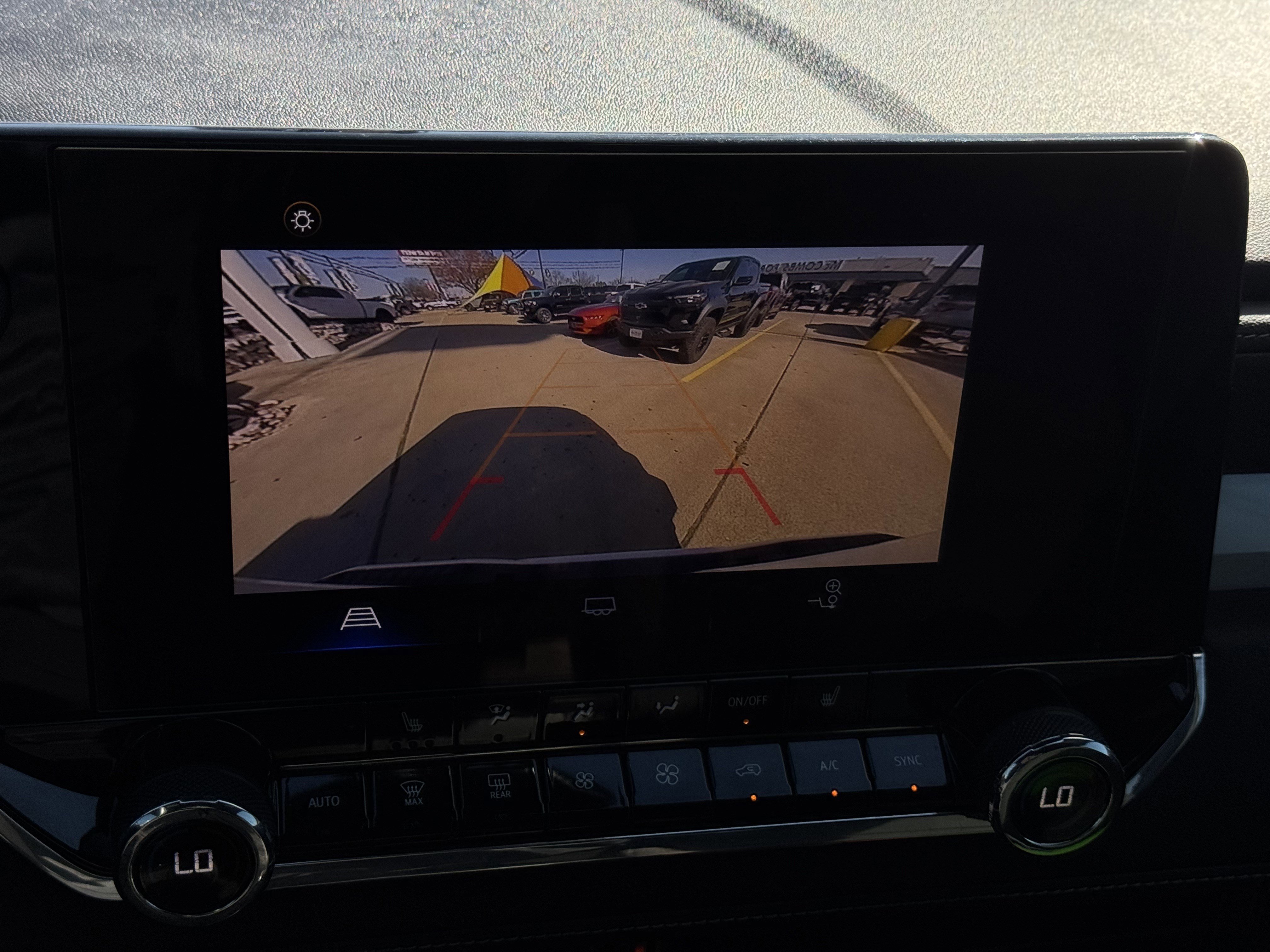 Used 2023 Chevrolet Colorado LT w/ LT Convenience Package II image 23