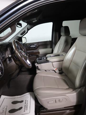 Used 2019 GMC Sierra 1500 SLT w/ X31 Off-Road Package AWD/4WD image 8