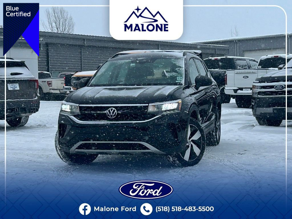 Used 2024 Volkswagen Taos S image 1