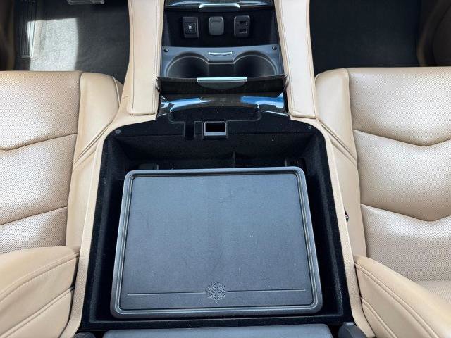 Used 2019 Cadillac Escalade ESV Platinum AWD/4WD image 18