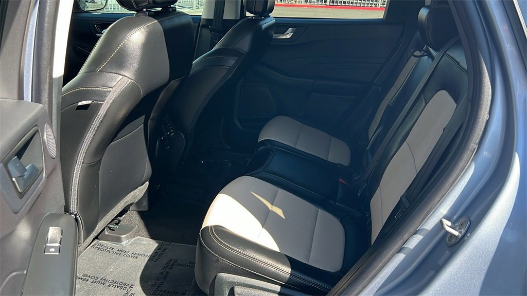 Certified 2022 Ford Escape Titanium w/ Titanium Premium Package image 13