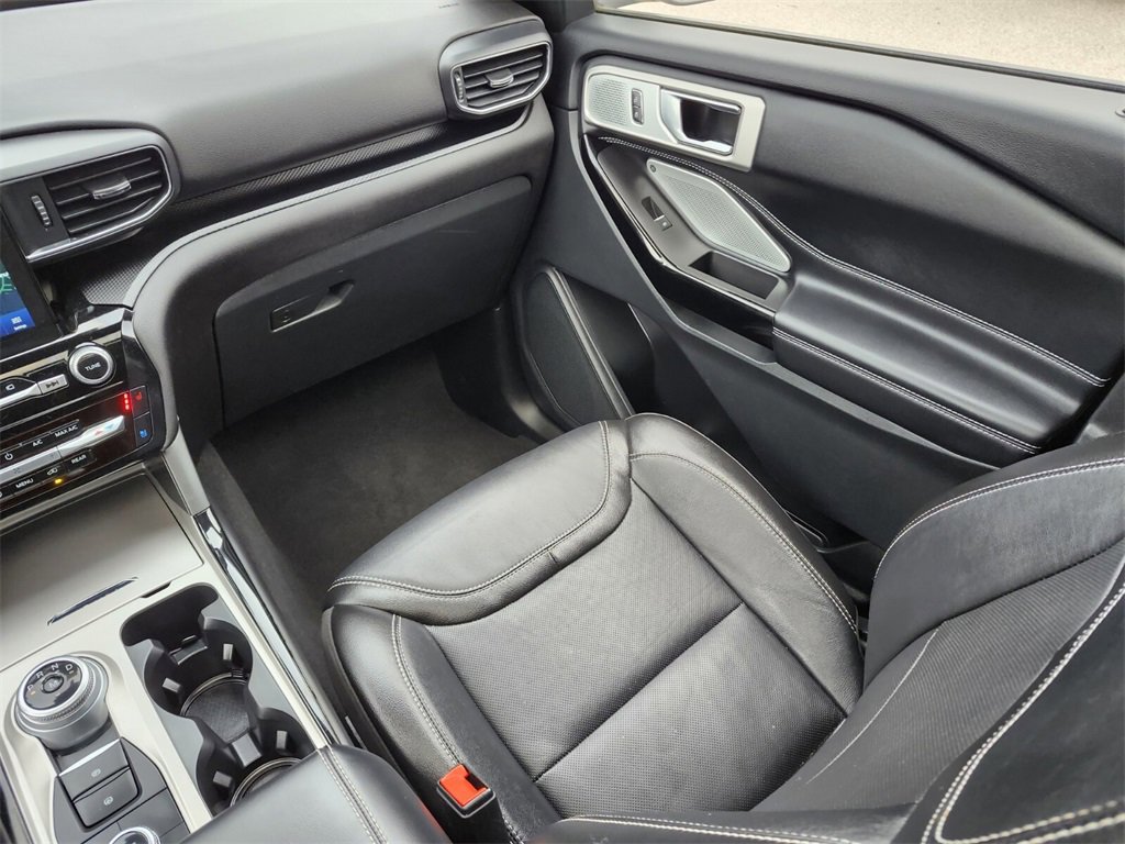 Certified 2022 Ford Explorer ST w/ Equipment Group 401A image 15