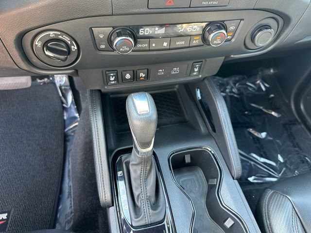 Used 2022 Nissan Frontier PRO-4X w/ Pro-4X Premium Package AWD/4WD image 22
