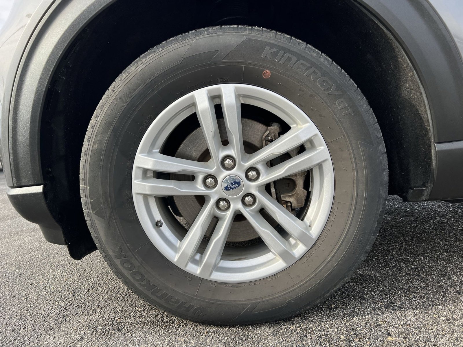 Certified 2021 Ford Explorer XLT image 12