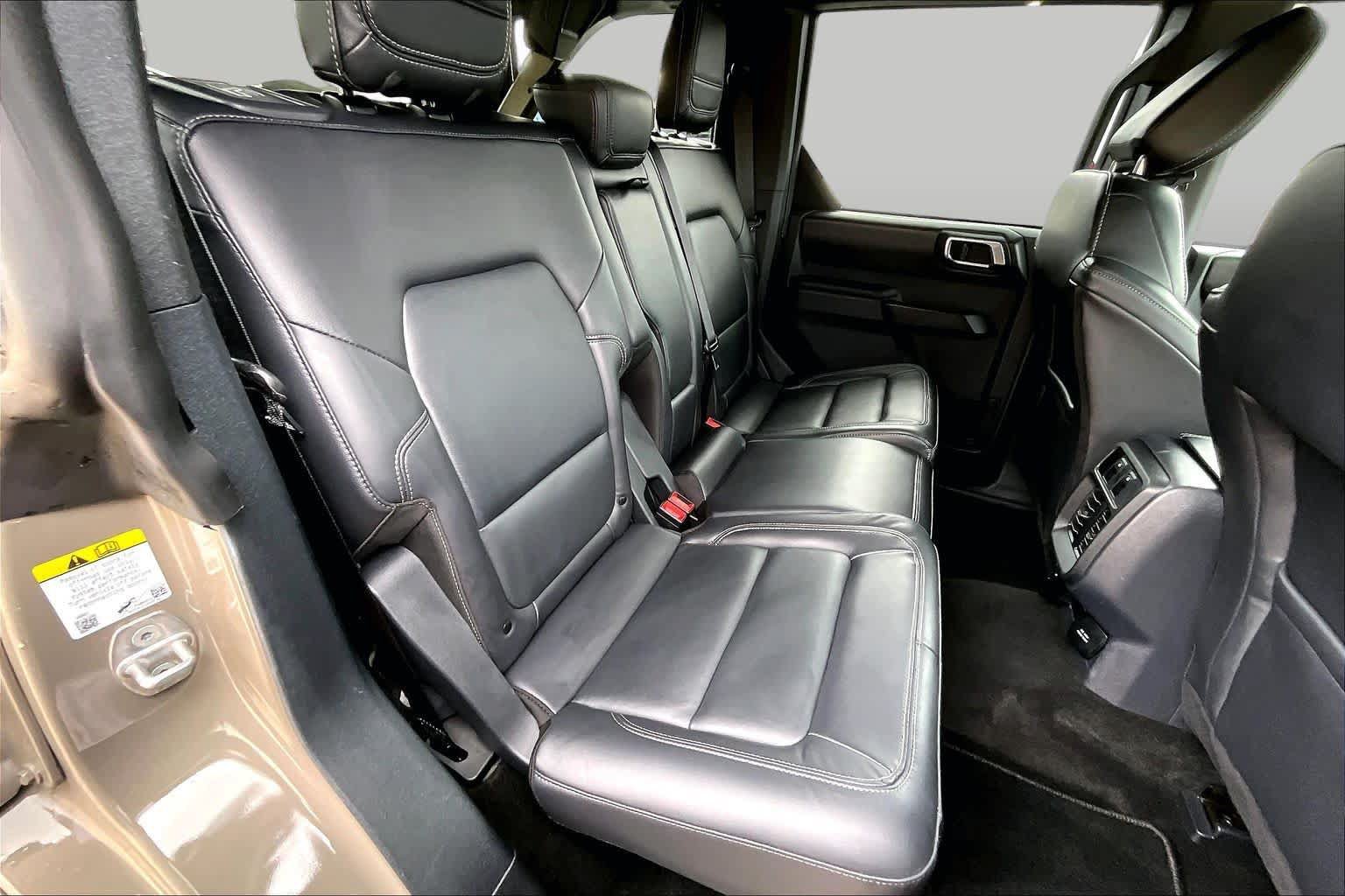 Certified 2025 Ford Bronco Outer Banks AWD/4WD image 20