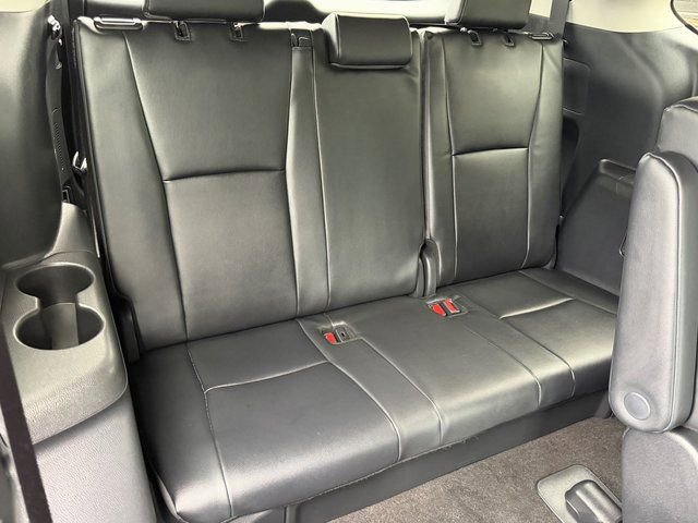 Used 2026 Toyota Highlander XLE AWD/4WD image 37
