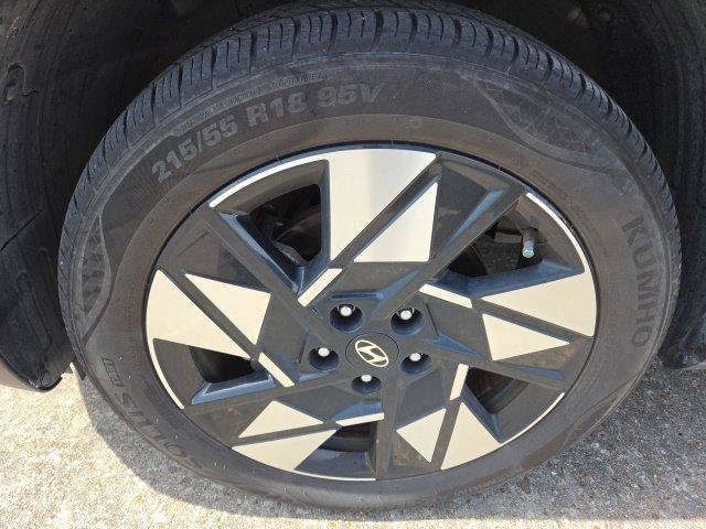 Used 2024 Hyundai Kona SEL w/ Convenience Package FWD image 19