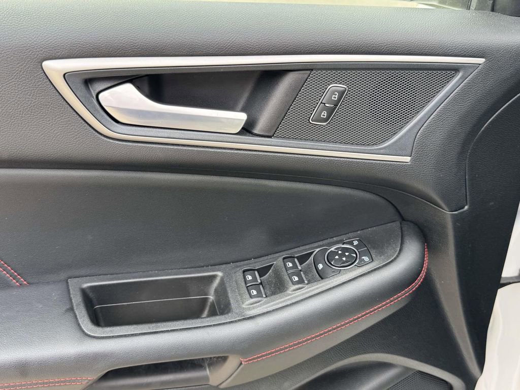 Certified 2024 Ford Edge ST-Line AWD/4WD image 22