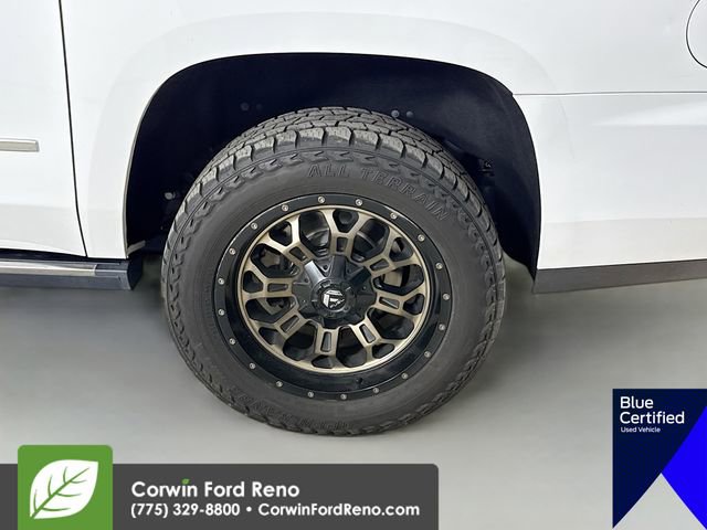 Used 2017 GMC Yukon XL Denali w/ Open Road Package AWD/4WD image 38