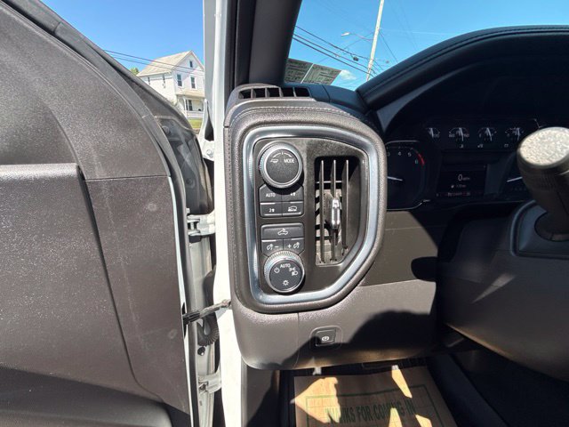 Used 2021 GMC Sierra 1500 SLE AWD/4WD image 17