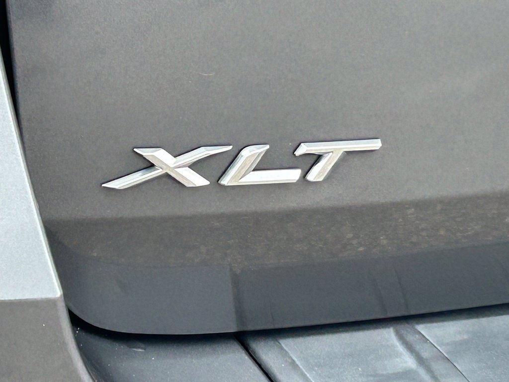 Certified 2023 Ford Explorer XLT w/ Equipment Group 202A RWD image 22
