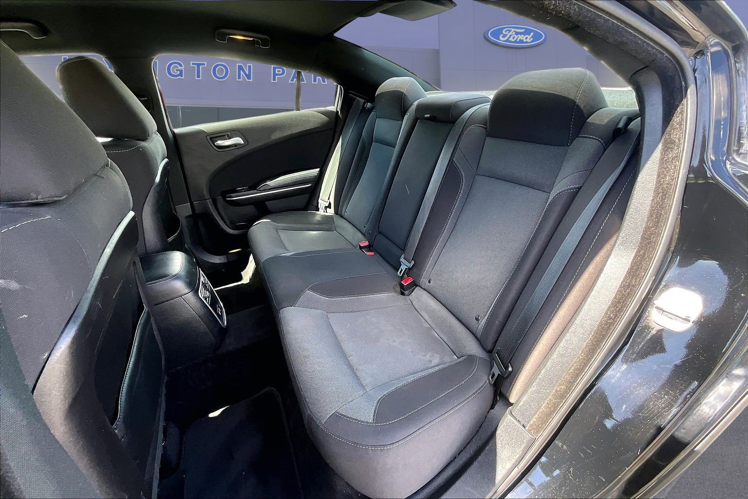 Used 2017 Dodge Charger SXT RWD image 21
