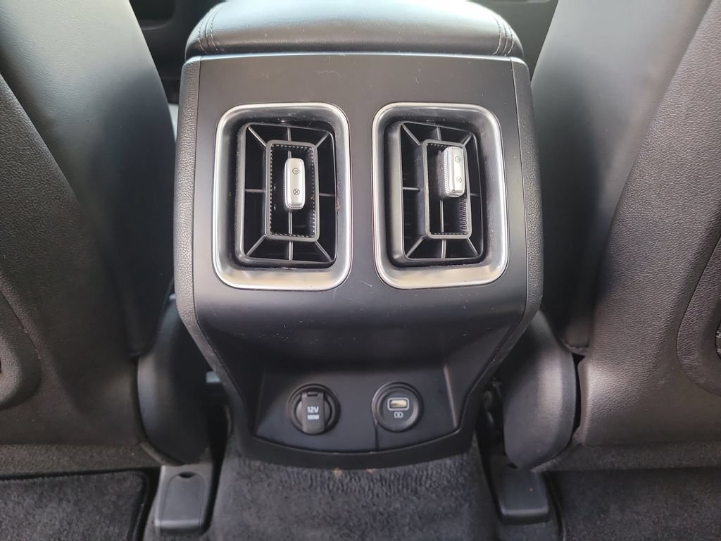 Used 2021 Kia Sorento S FWD image 12