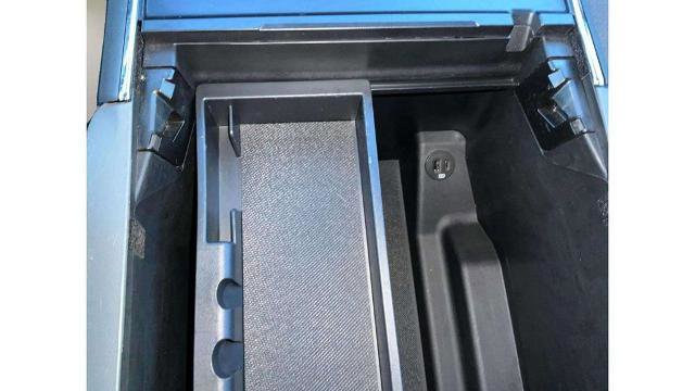 Certified 2022 Ford F150 XLT w/ Equipment Group 302A High image 36