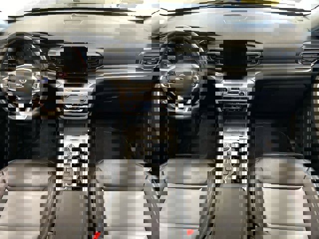 Certified 2022 Ford Explorer XLT w/ Equipment Group 202A image 12