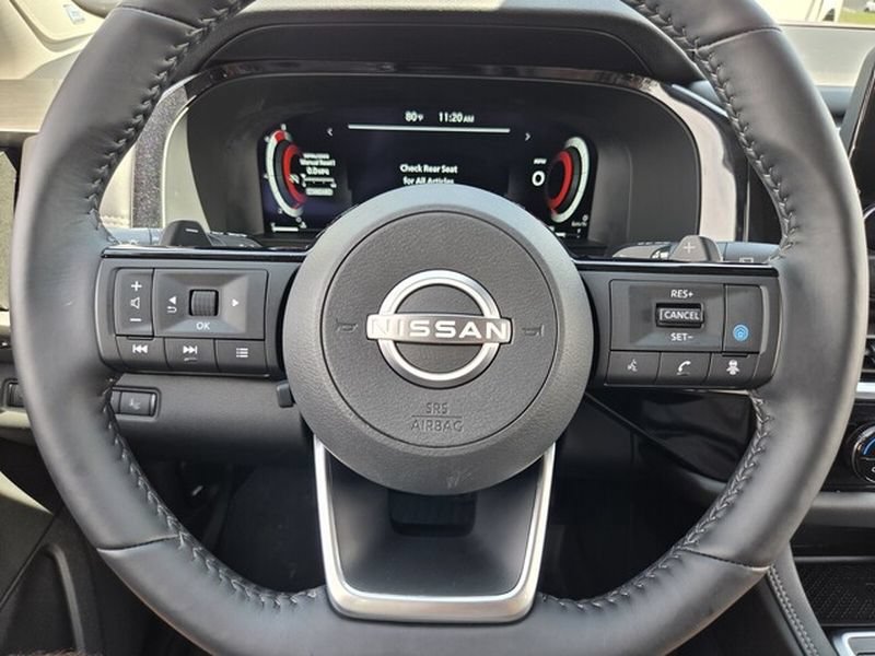 Used 2024 Nissan Pathfinder Platinum FWD image 31