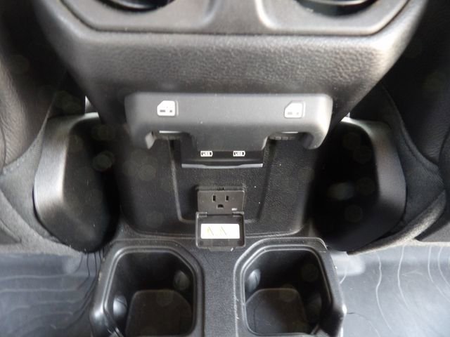Used 2023 Jeep Gladiator Rubicon w/ Cold Weather Group AWD/4WD image 25