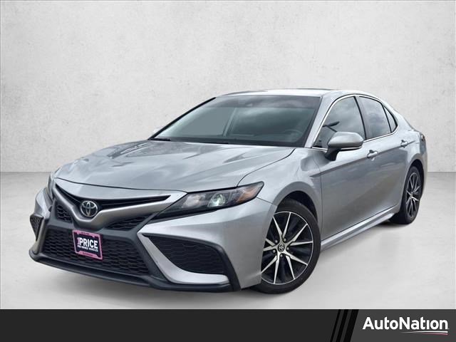 Used 2024 Toyota Camry SE