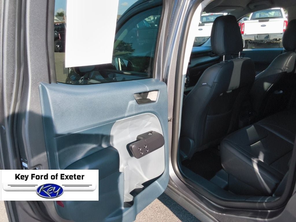 Certified 2025 Ford Maverick Lariat w/ Black Appearance Package AWD/4WD image 14