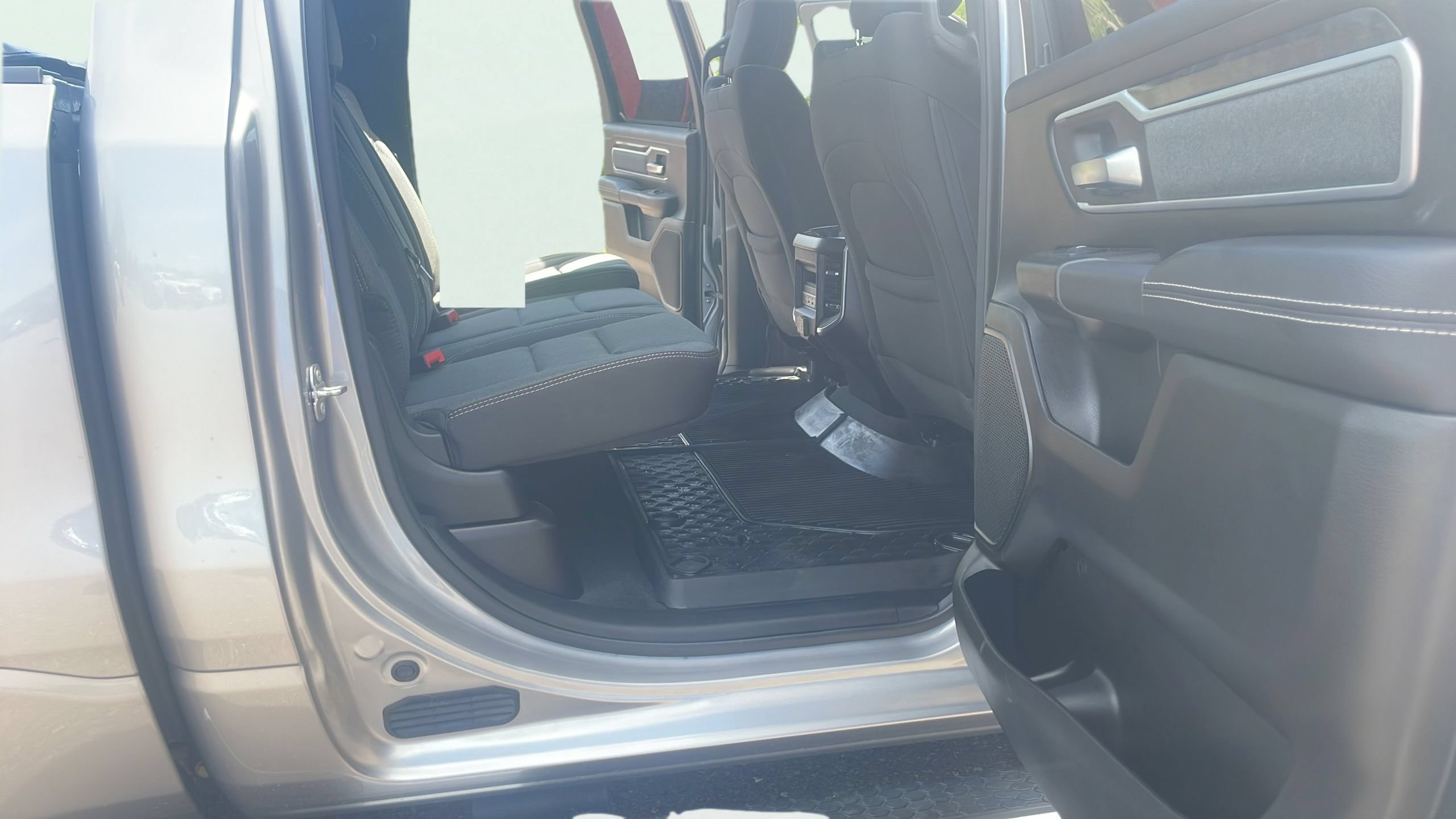 Used 2022 RAM 1500 Big Horn AWD/4WD image 11