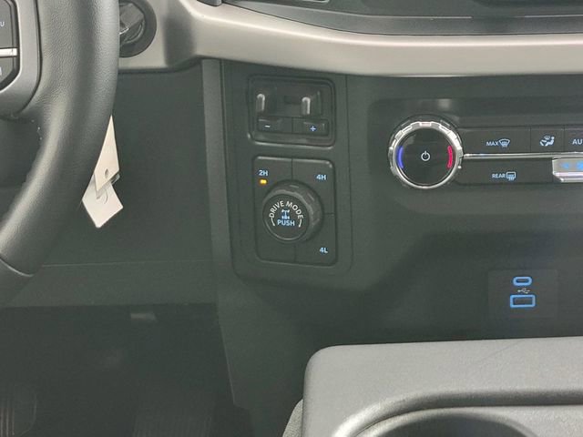 Certified 2022 Ford F150 XLT w/ Equipment Group 301A Mid image 25