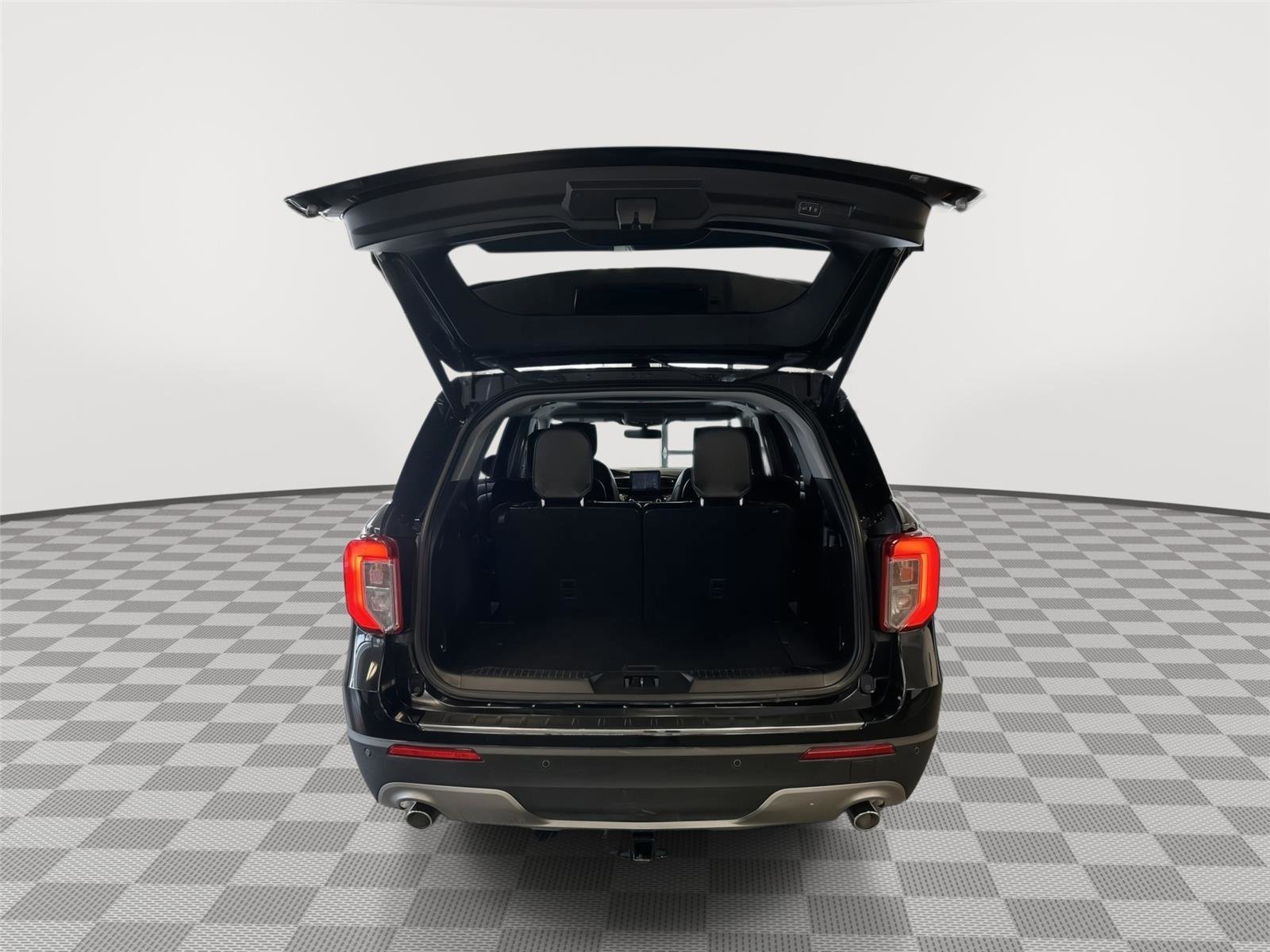 Certified 2021 Ford Explorer Limited w/ Hybrid Equipment Group 310A image 44