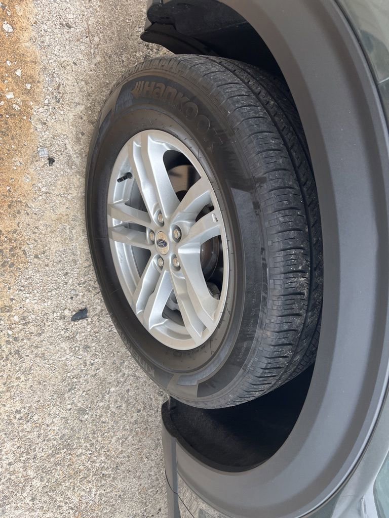 Certified 2022 Ford Explorer XLT image 5