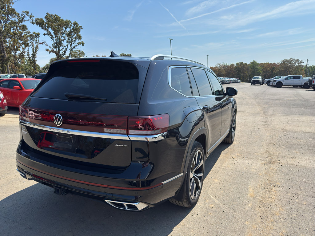 Used 2025 Volkswagen Atlas SEL Premium R-Line AWD/4WD image 5