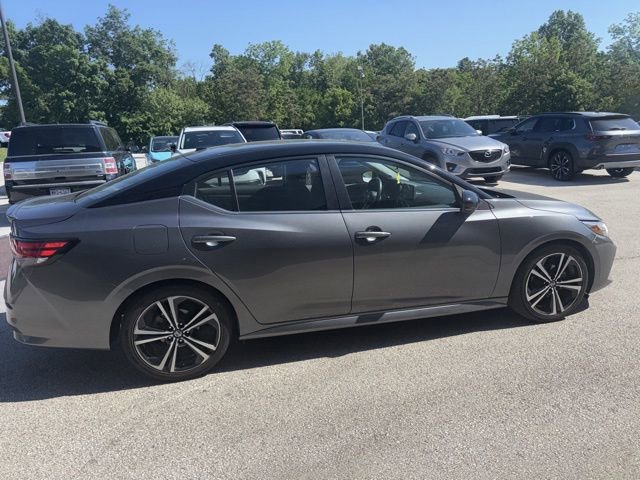 Used 2021 Nissan Sentra SR FWD image 11