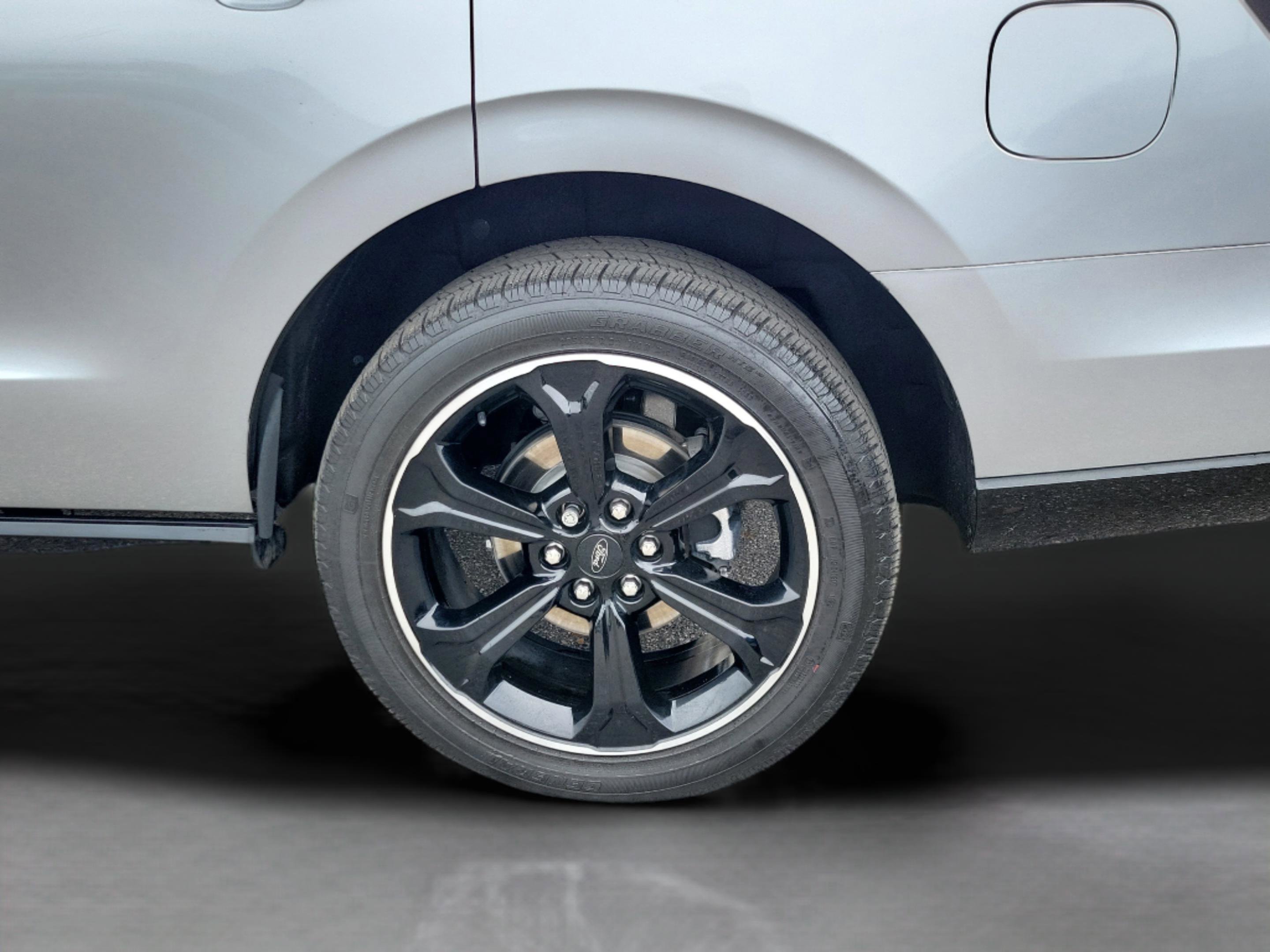 Certified 2022 Ford Expedition Limited RWD image 5