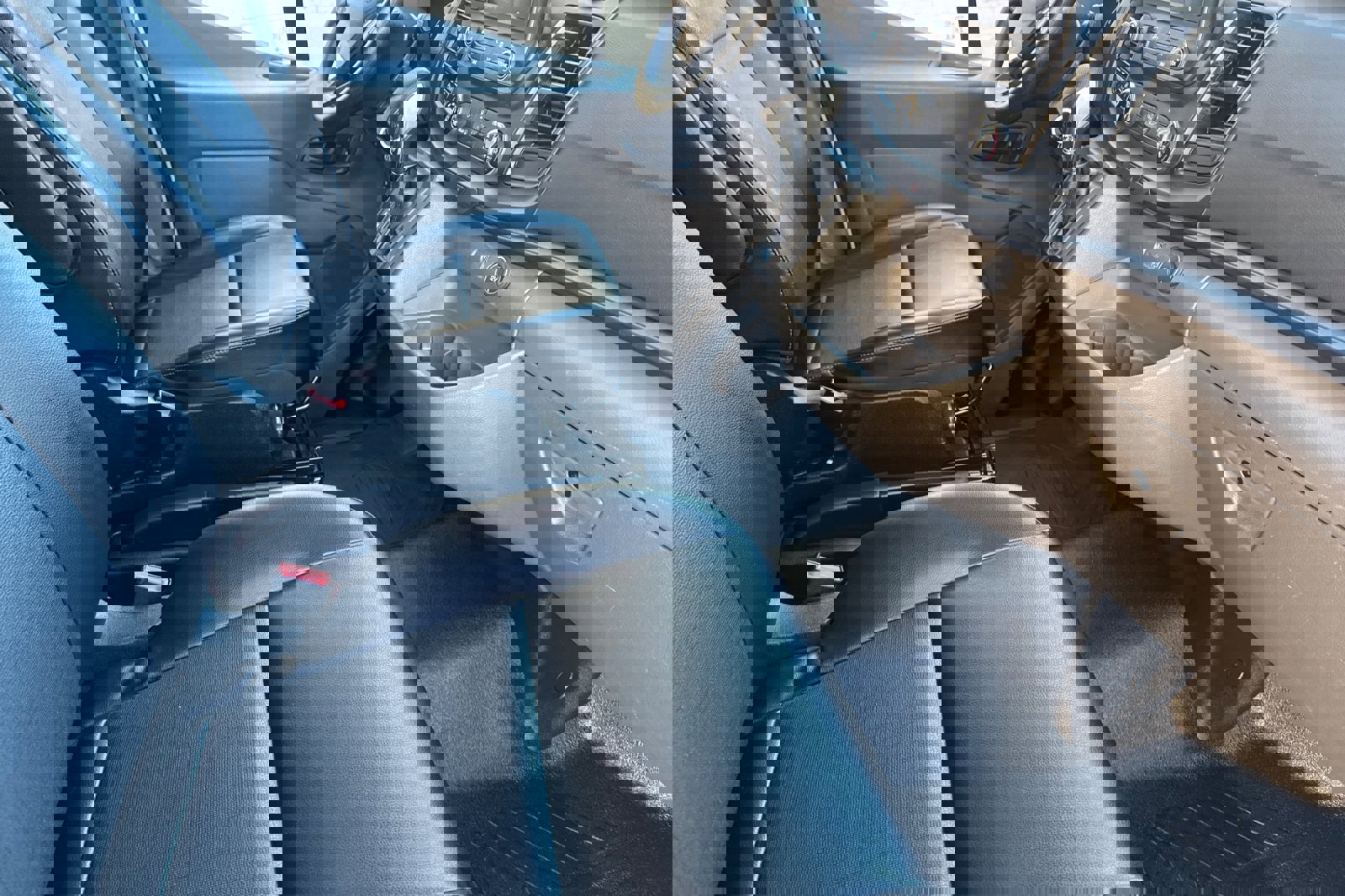 Certified 2020 Ford Transit 150 XL image 18