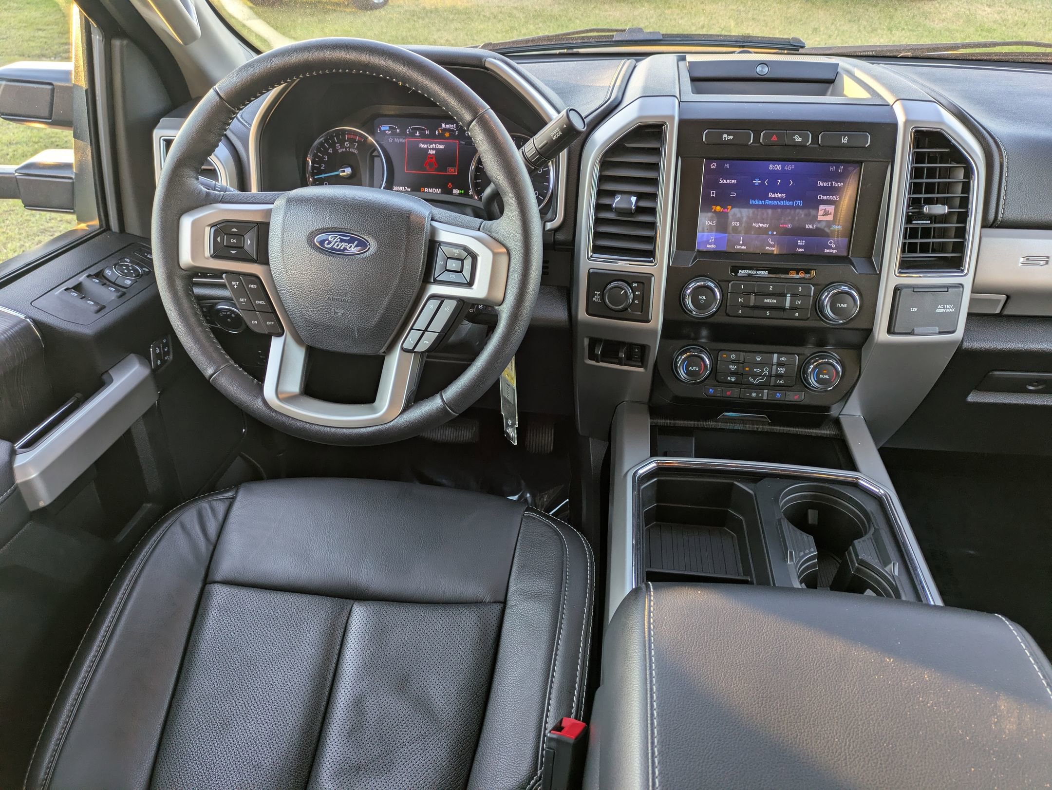 Certified 2020 Ford F250 Lariat w/ Tremor Off-Road Package image 31