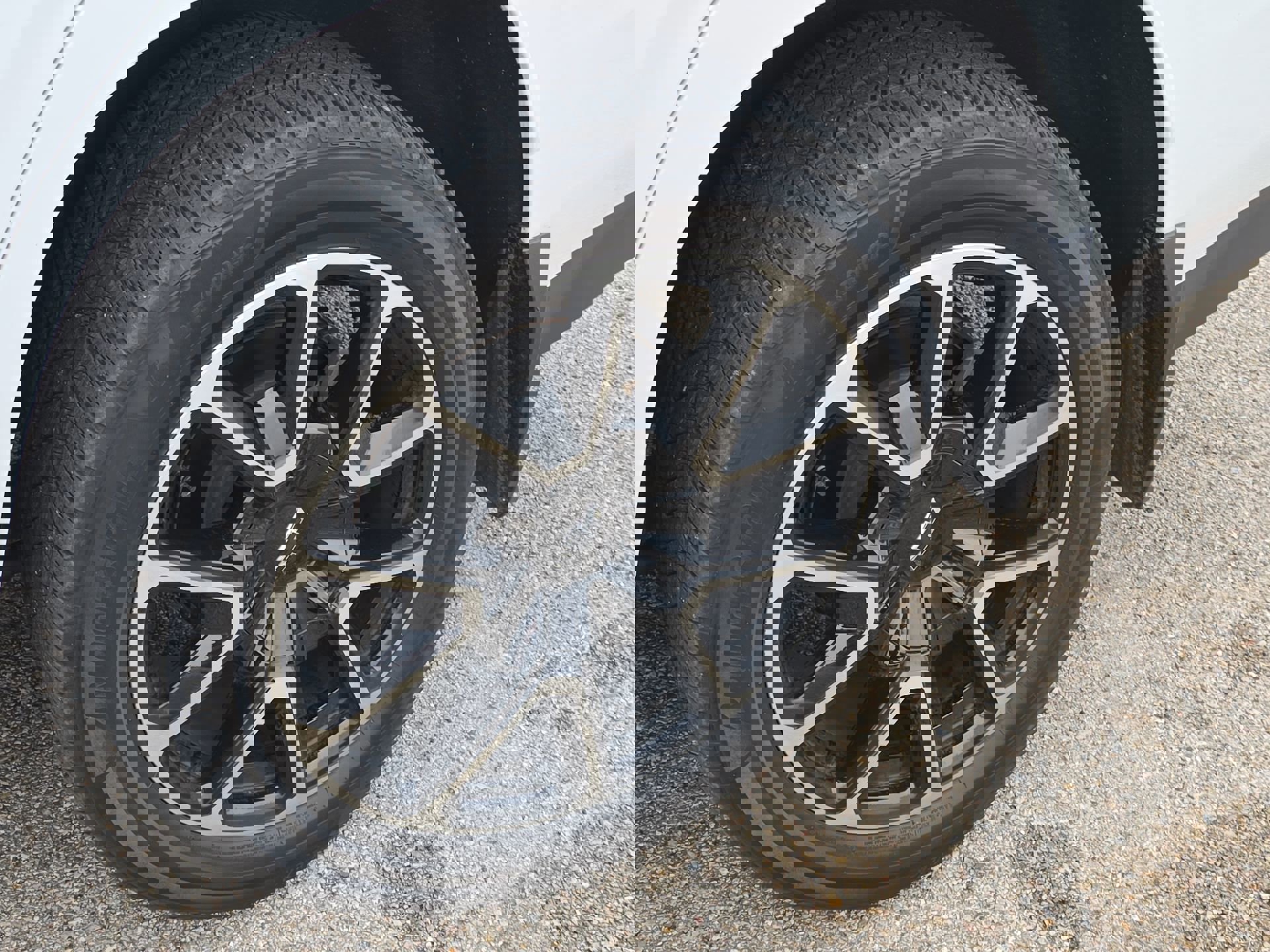 Used 2022 Chevrolet Tahoe RST w/ Luxury Package image 10