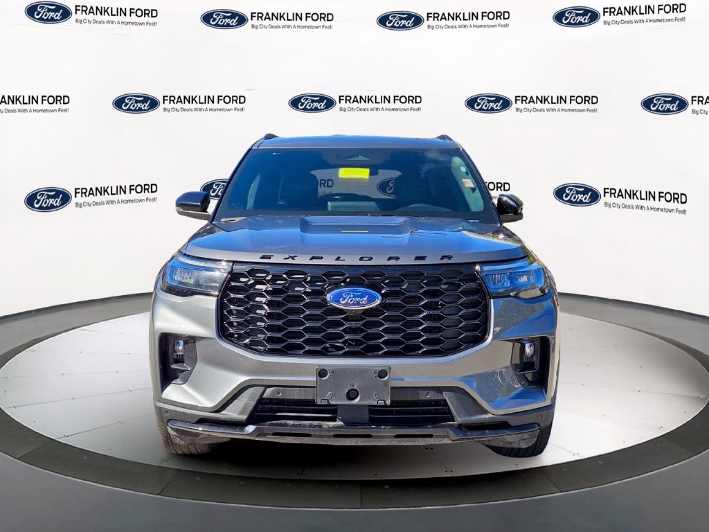 Certified 2025 Ford Explorer ST-Line AWD/4WD image 8