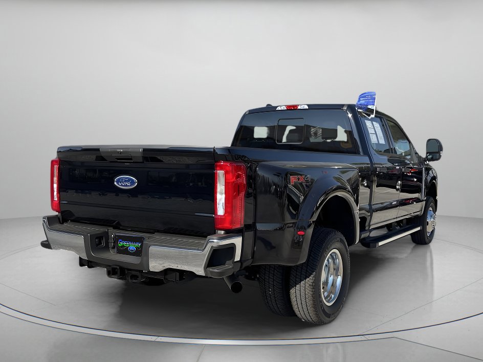 Certified 2025 Ford F350 XLT w/ FX4 Off-Road Package image 4