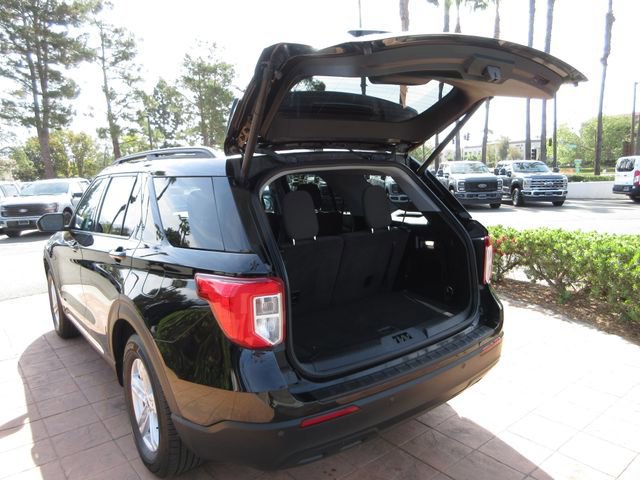 Certified 2023 Ford Explorer XLT RWD image 6
