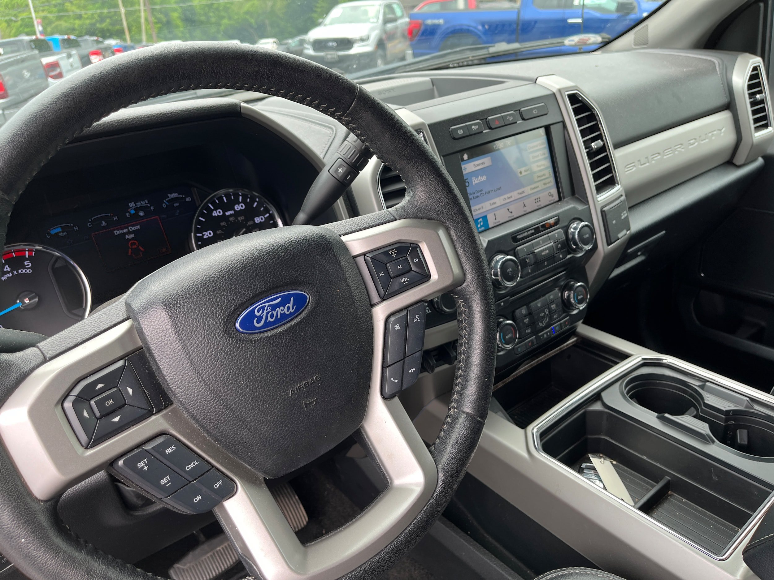 Certified 2018 Ford F250 Lariat w/ Lariat Ultimate Package AWD/4WD image 9