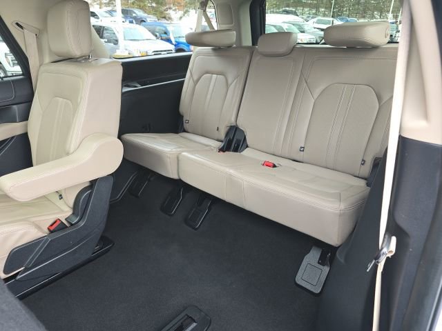 Certified 2024 Ford Expedition Max Limited image 11