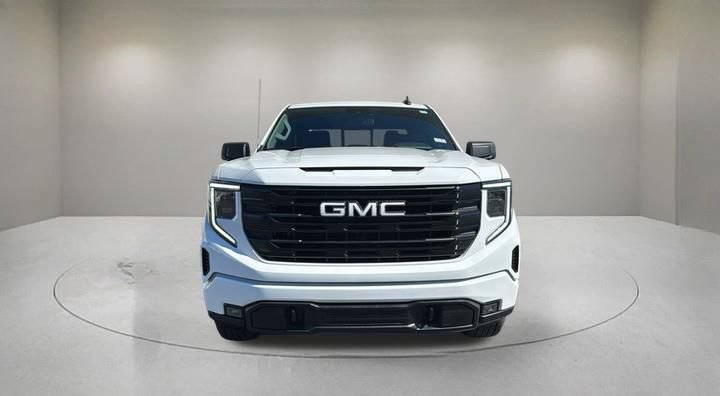 Used 2026 GMC Sierra 1500 Elevation w/ Preferred Package AWD/4WD image 2