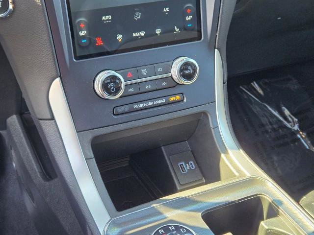 Certified 2024 Ford Edge ST-Line w/ Class II Trailer Tow Package AWD/4WD image 30