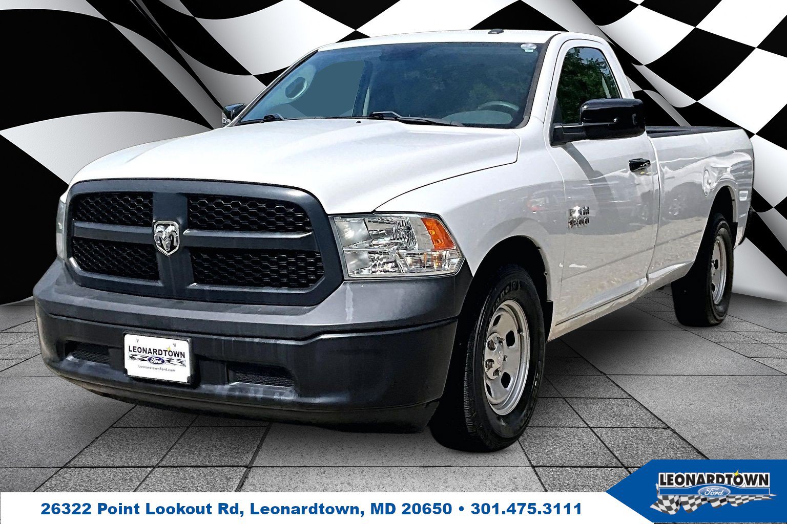 Used 2018 RAM 1500 Express RWD image 1